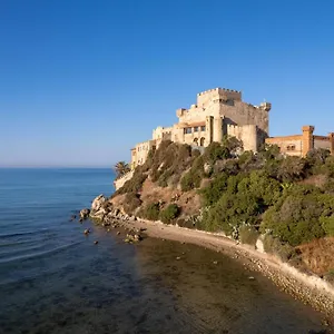  Guest house Castello Di Falconara