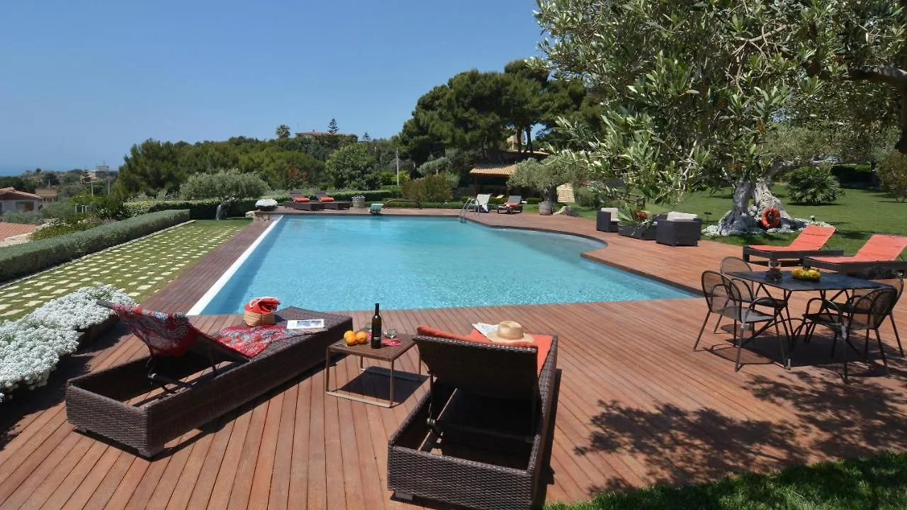 Villa Terra Del Sole 10&2, Emma Villas Licata